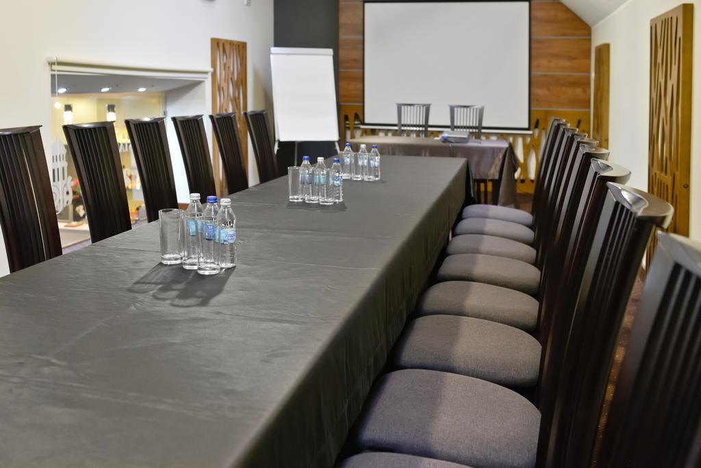 Hotel Capitol Biala Podlaska Ngoại thất bức ảnh