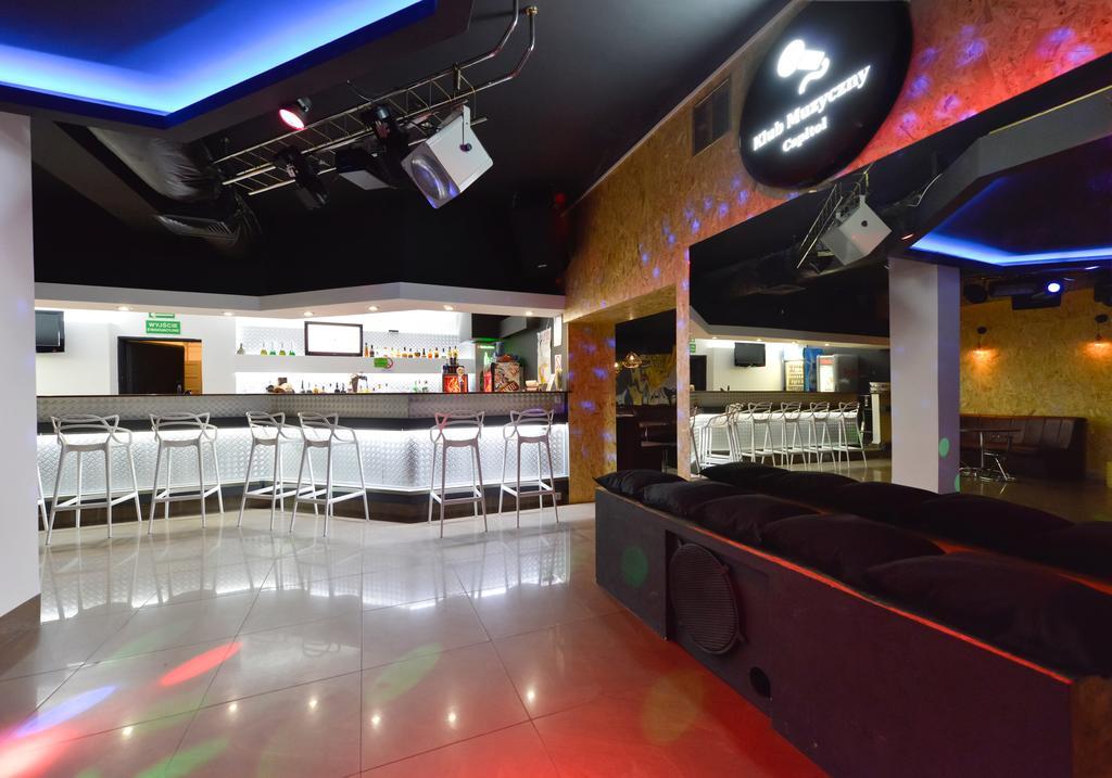 Hotel Capitol Biala Podlaska Ngoại thất bức ảnh
