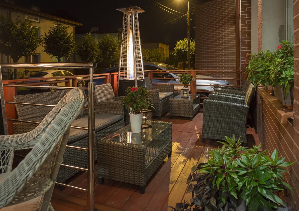 Hotel Capitol Biala Podlaska Ngoại thất bức ảnh