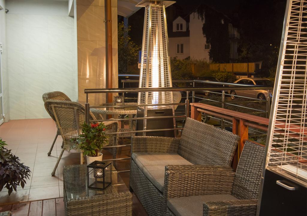 Hotel Capitol Biala Podlaska Ngoại thất bức ảnh
